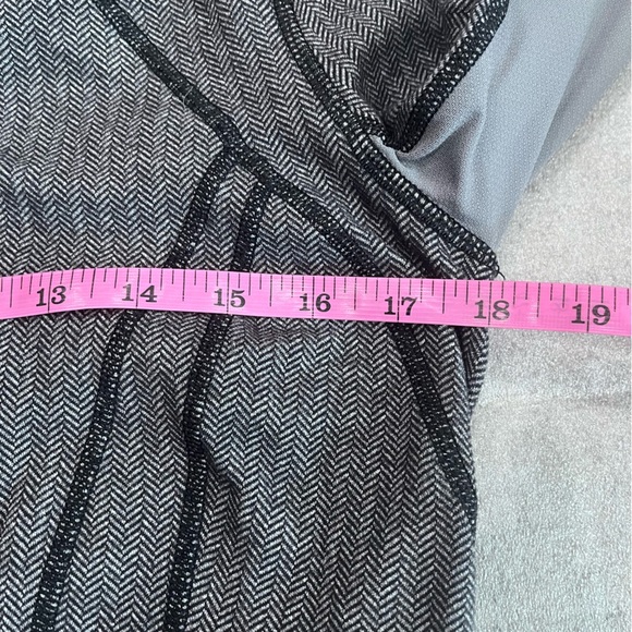 Lululemon Daily Practice Jacket Heathered Herrington Sz8 - Picture 11 of 11